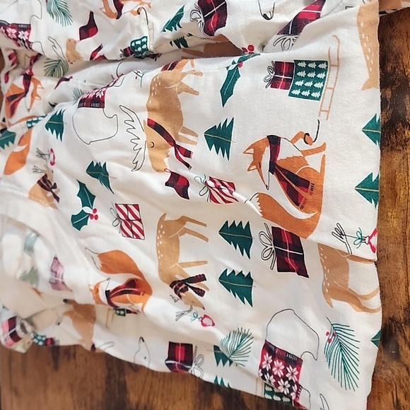 PJ PLACE White and Multicolor Pjs Set Adult - Picture 4 of 5